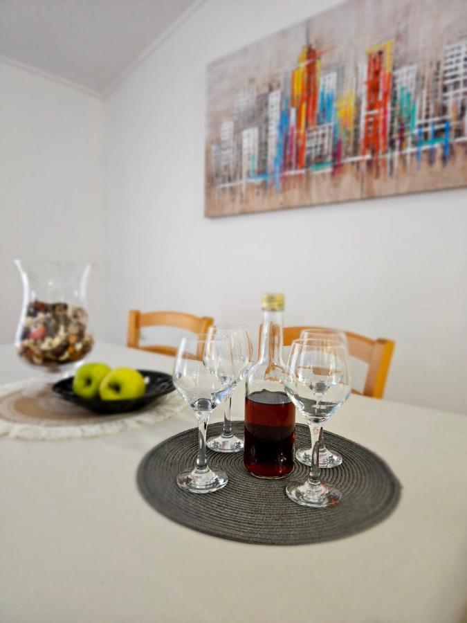 Sunset Apartment ลอฟราน ภายนอก รูปภาพ